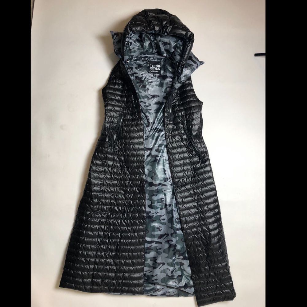 Think Royln black/camo reversible long puffy vest